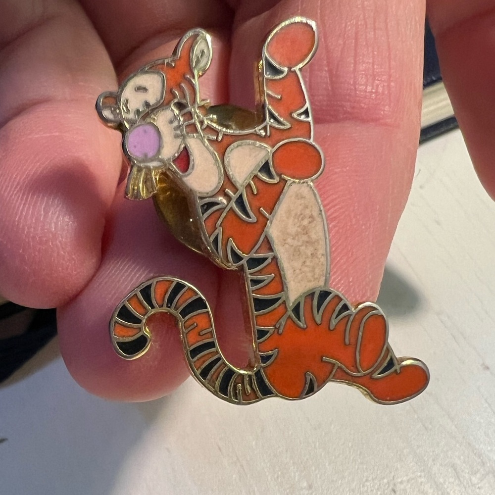 WDW Tigger Collectable Pin